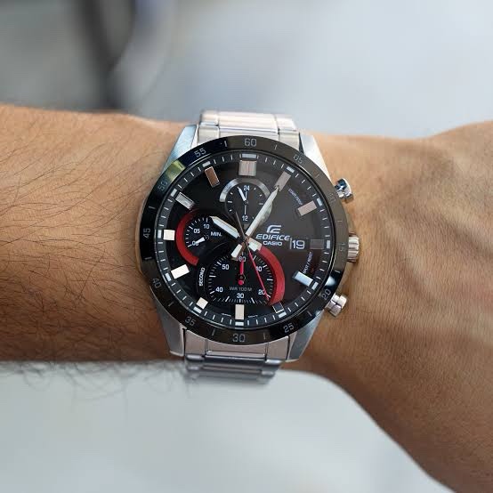 MONTRE EDIFICE CASIO CHRONOGRAPH HOMME