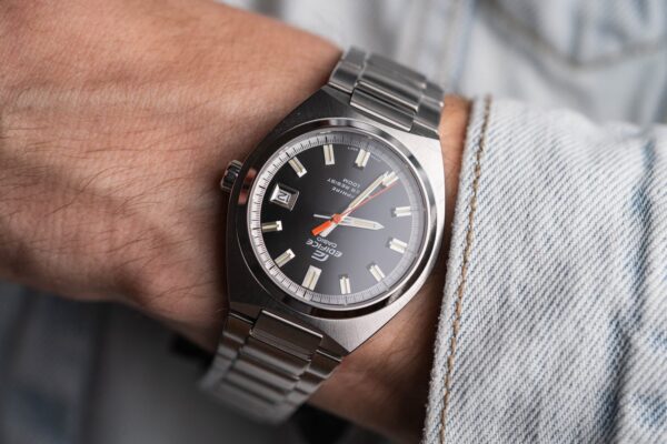 Montre Edifice EFB-109D-1AVEF SAPPHIRE